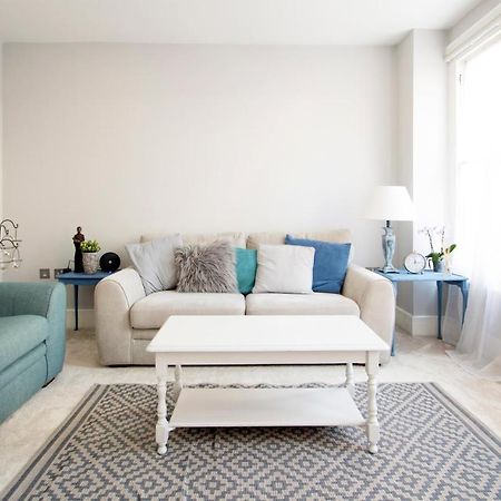 Modern Apartment In Leamington Spa City Centre Kültér fotó