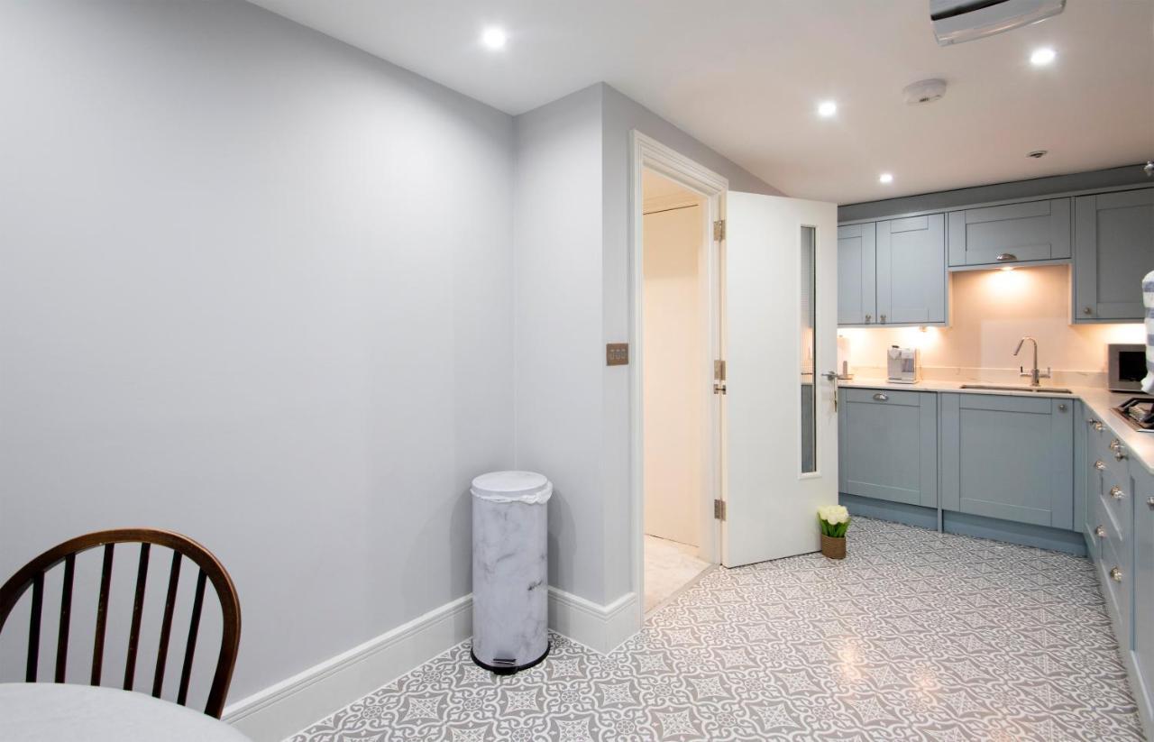 Modern Apartment In Leamington Spa City Centre Kültér fotó