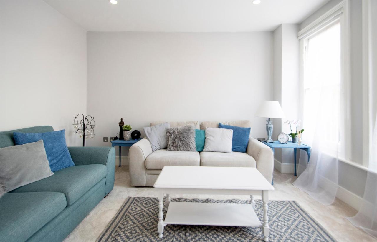 Modern Apartment In Leamington Spa City Centre Kültér fotó